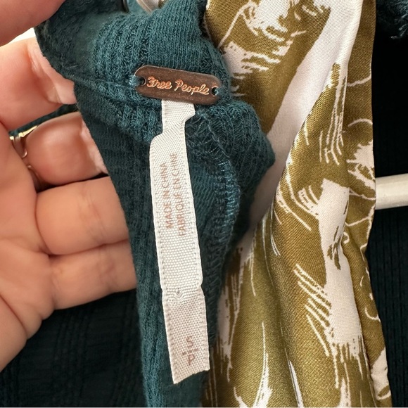 Free People Party In The Back Tie-Back Long Sleeve Top Green Size Small - Picture 8 of 9